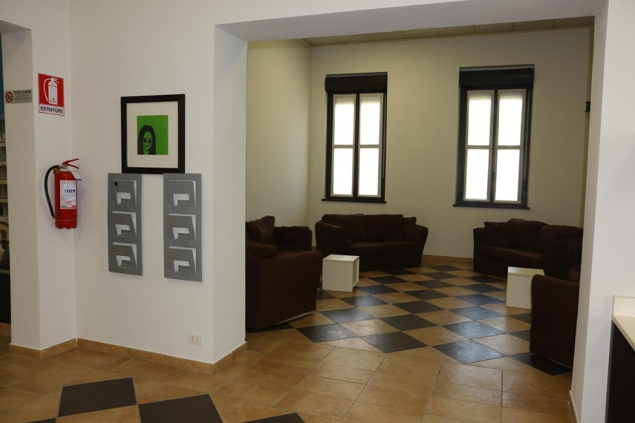 Student'S Hostel 帕爾馬 外观 照片